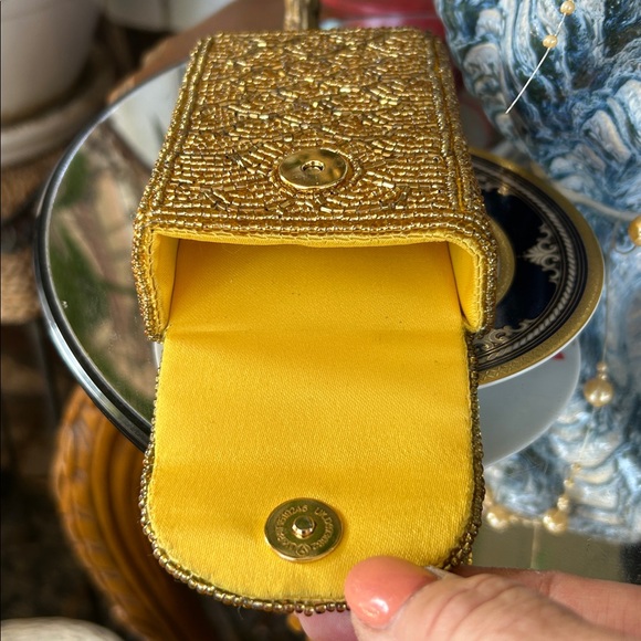 Vintage Gold Glass Beaded Cigarette Case - Picture 7 of 15